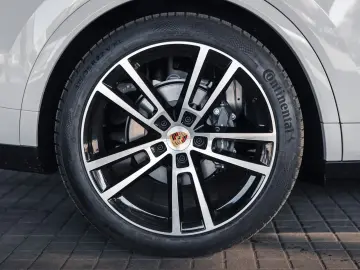 PORSCHE Cayenne Basis