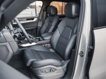 PORSCHE Cayenne Basis