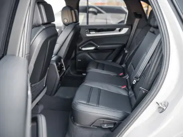 PORSCHE Cayenne Basis