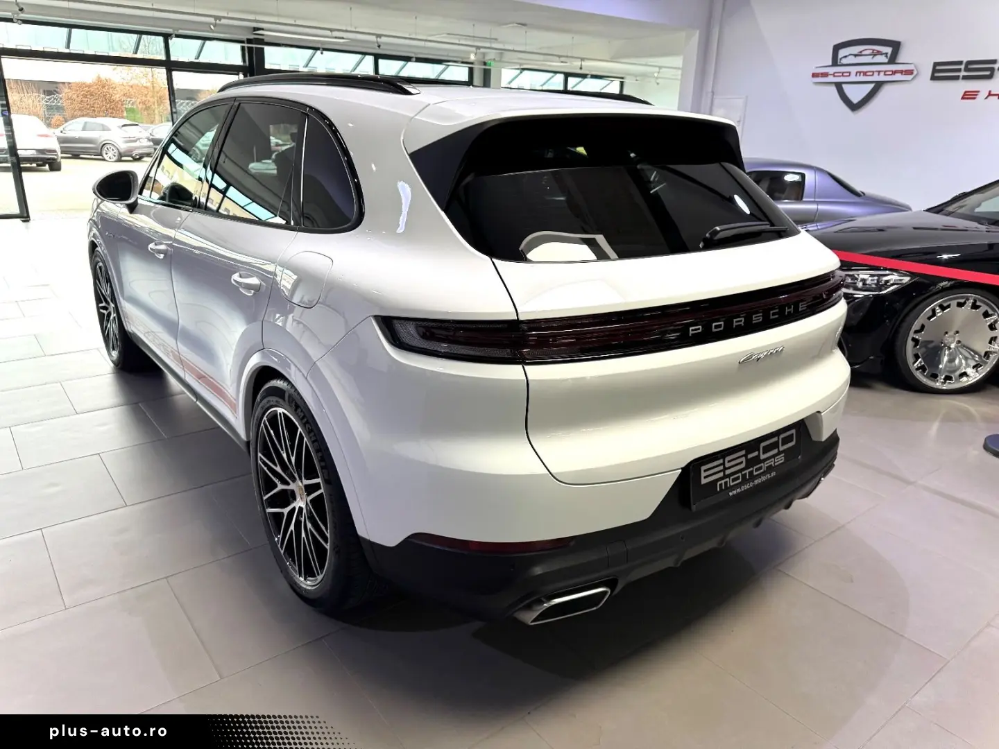 PORSCHE CAYENNE E-HYBRID PANO ACC H-UP BOSE MASSAGE 21