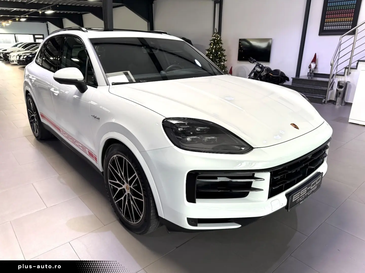 PORSCHE CAYENNE E-HYBRID PANO ACC H-UP BOSE MASSAGE 21