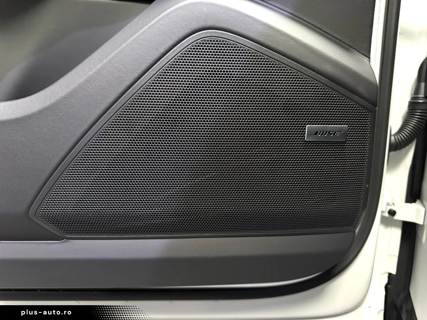 PORSCHE CAYENNE E-HYBRID PANO ACC H-UP BOSE MASSAGE 21