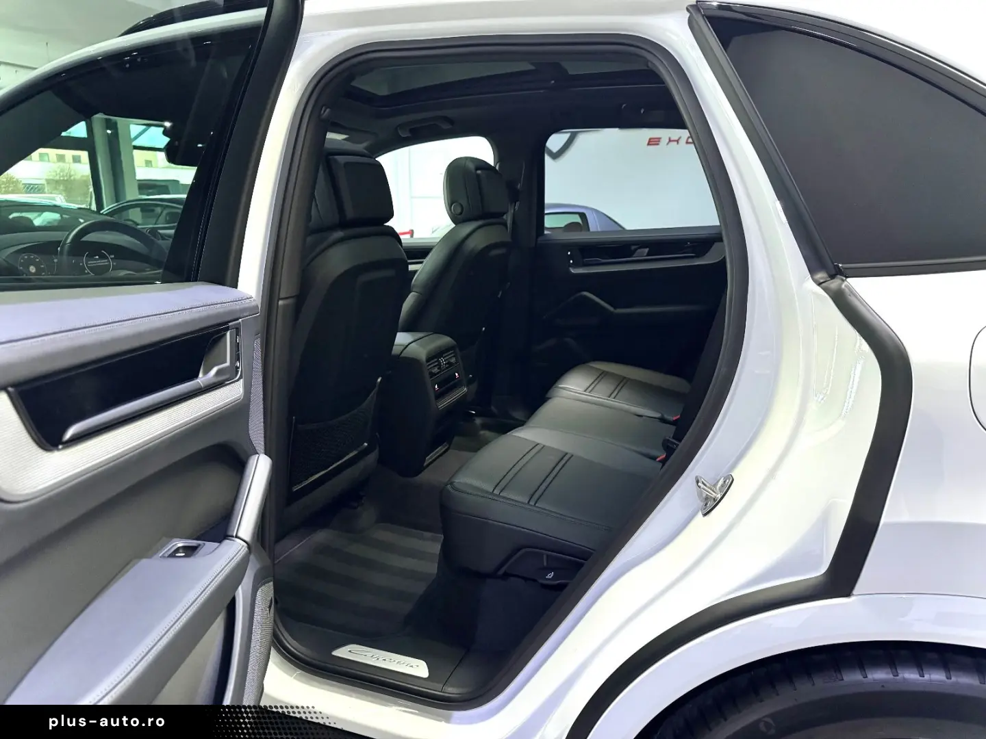 PORSCHE CAYENNE E-HYBRID PANO ACC H-UP BOSE MASSAGE 21