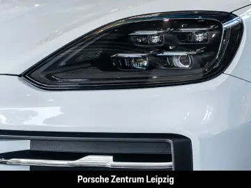 PORSCHE Cayenne E-Hybrid Coupe SportDesign HD-Matrix Inn