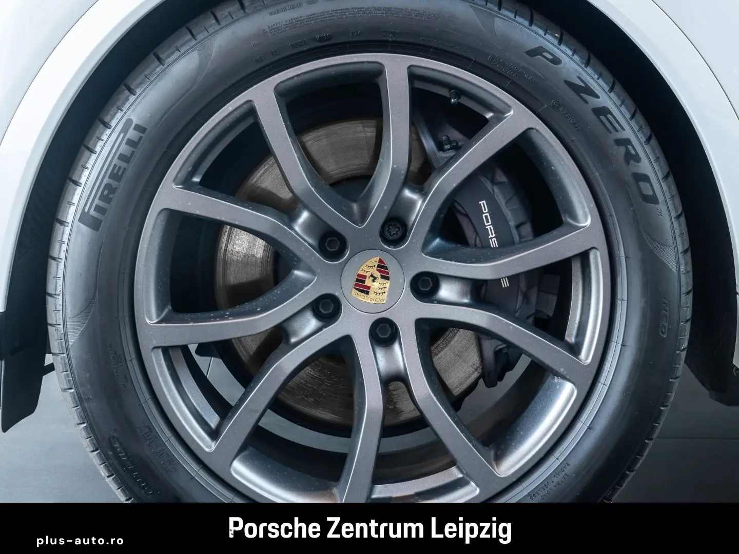 PORSCHE Cayenne E-Hybrid Coupe SportDesign HD-Matrix Inn