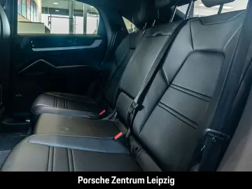 PORSCHE Cayenne E-Hybrid Coupe SportDesign HD-Matrix Inn