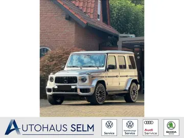 MERCEDES-BENZ G 63 AMG  VOLL  AKRAPOVIC PERF. PAKET STD.HZG