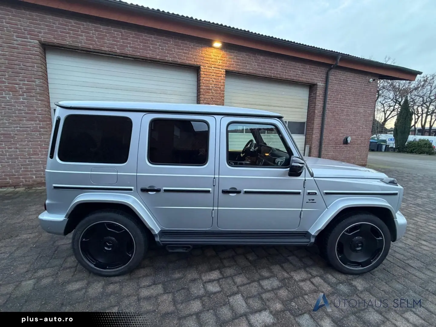 MERCEDES-BENZ G 63 AMG  VOLL  AKRAPOVIC PERF. PAKET STD.HZG