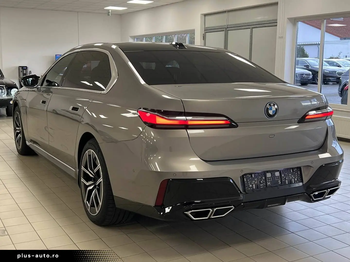 BMW M760e xDrive  Individual Edition UnfallfreI 1.Hd