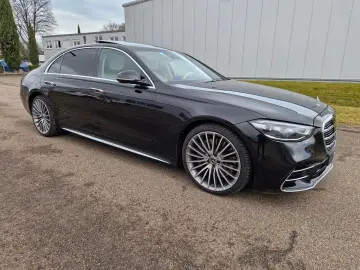 MERCEDES-BENZ S350d Lang AMG Pano Burmester 360 C VOLL