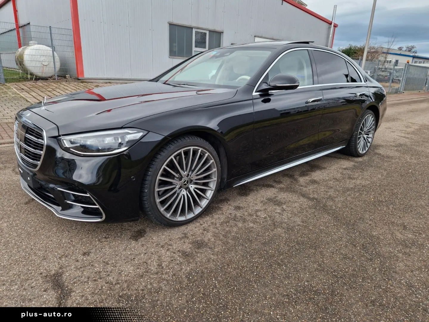 MERCEDES-BENZ S350d Lang AMG Pano Burmester 360 C VOLL