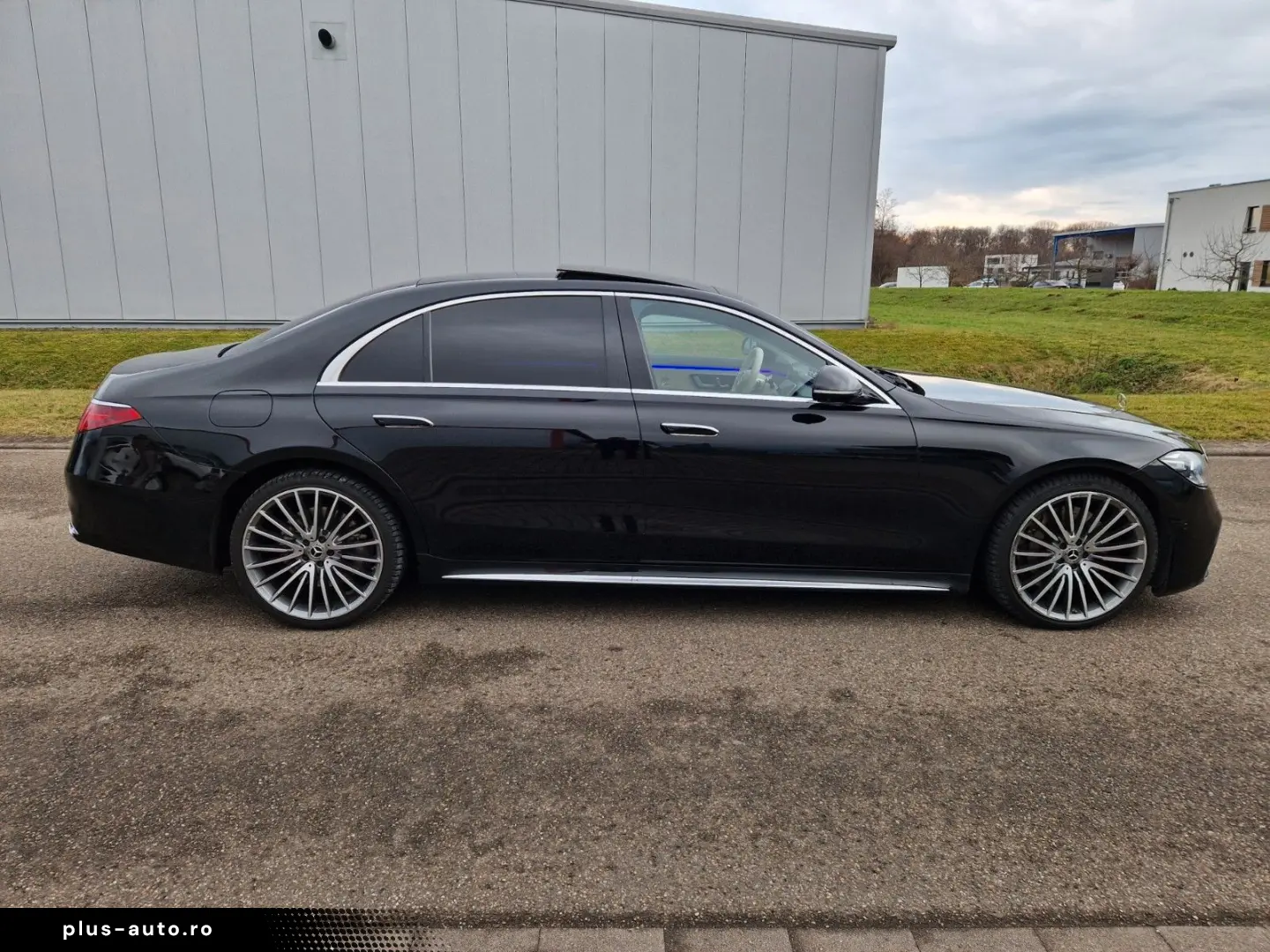 MERCEDES-BENZ S350d Lang AMG Pano Burmester 360 C VOLL
