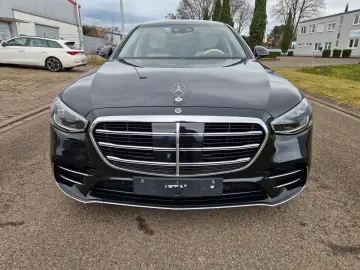 MERCEDES-BENZ S350d Lang AMG Pano Burmester 360 C VOLL