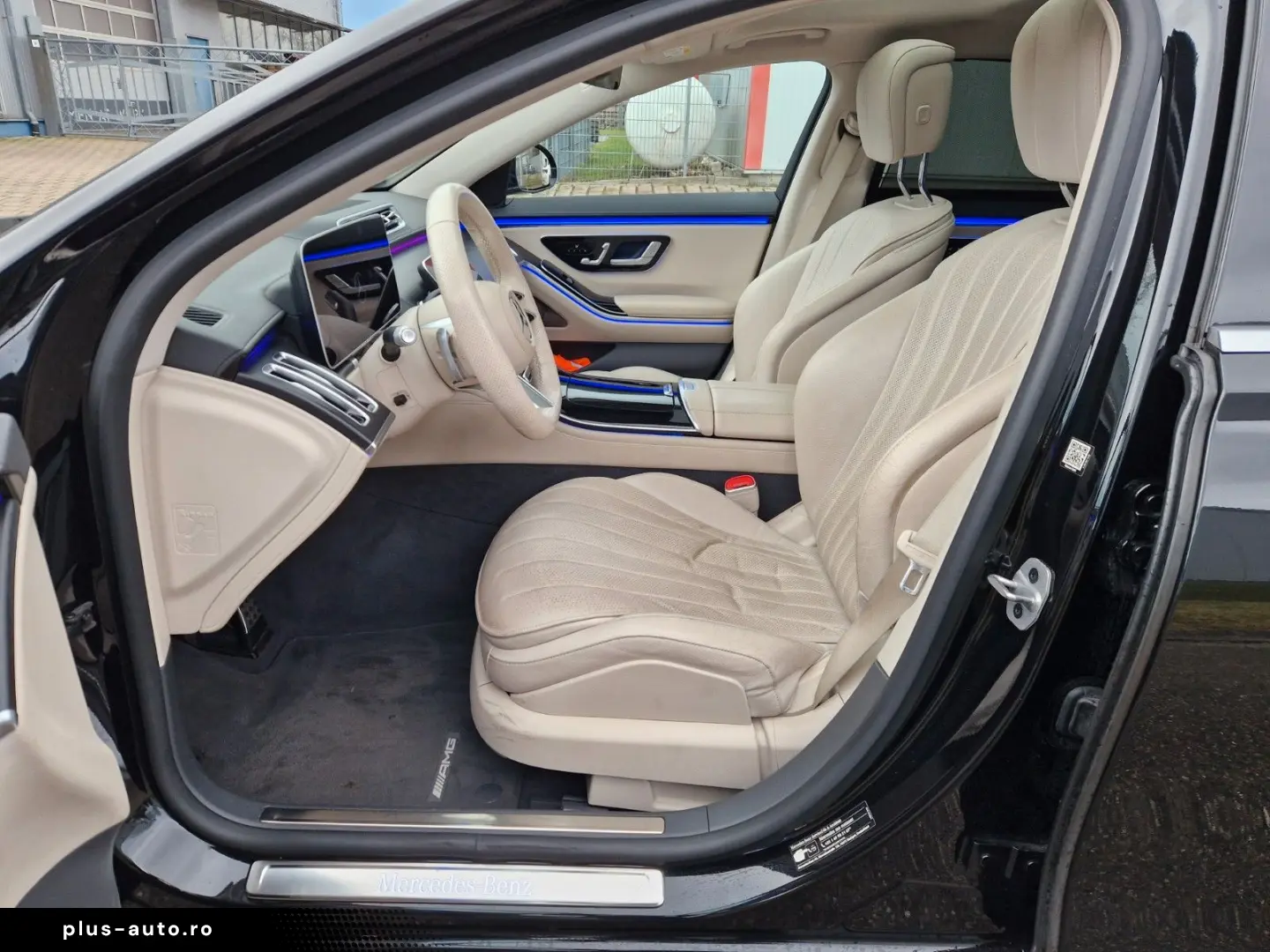 MERCEDES-BENZ S350d Lang AMG Pano Burmester 360 C VOLL