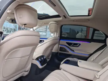 MERCEDES-BENZ S350d Lang AMG Pano Burmester 360 C VOLL