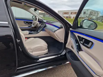 MERCEDES-BENZ S350d Lang AMG Pano Burmester 360 C VOLL