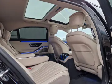 MERCEDES-BENZ S350d Lang AMG Pano Burmester 360 C VOLL