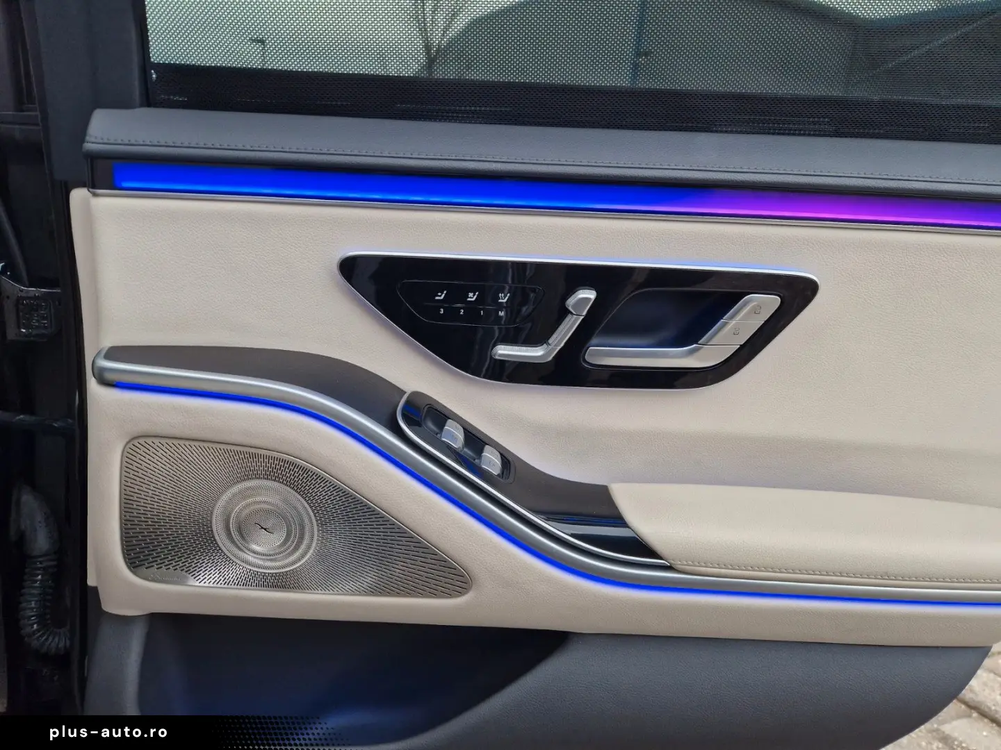 MERCEDES-BENZ S350d Lang AMG Pano Burmester 360 C VOLL