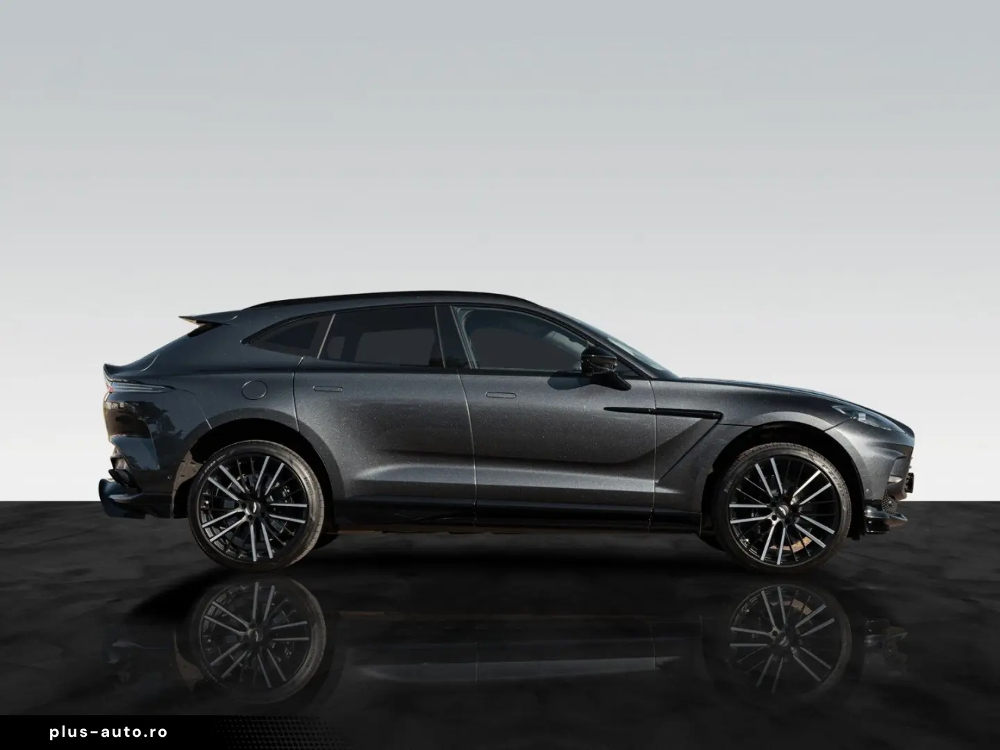 ASTON MARTIN DBX 707   Xenon Grey   Carbon   Jewellery Pack