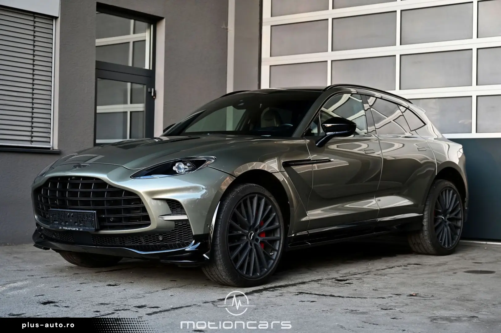ASTON MARTIN DBX 707 EXP € 120.817