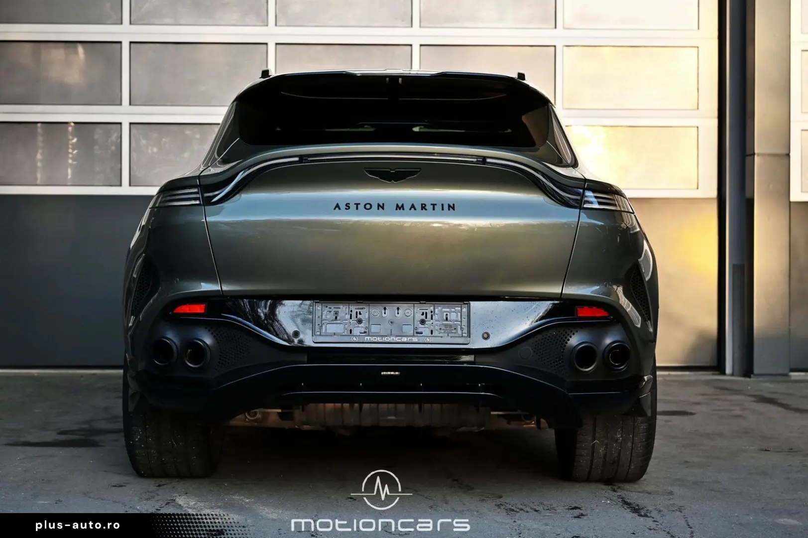 ASTON MARTIN DBX 707 EXP € 120.817