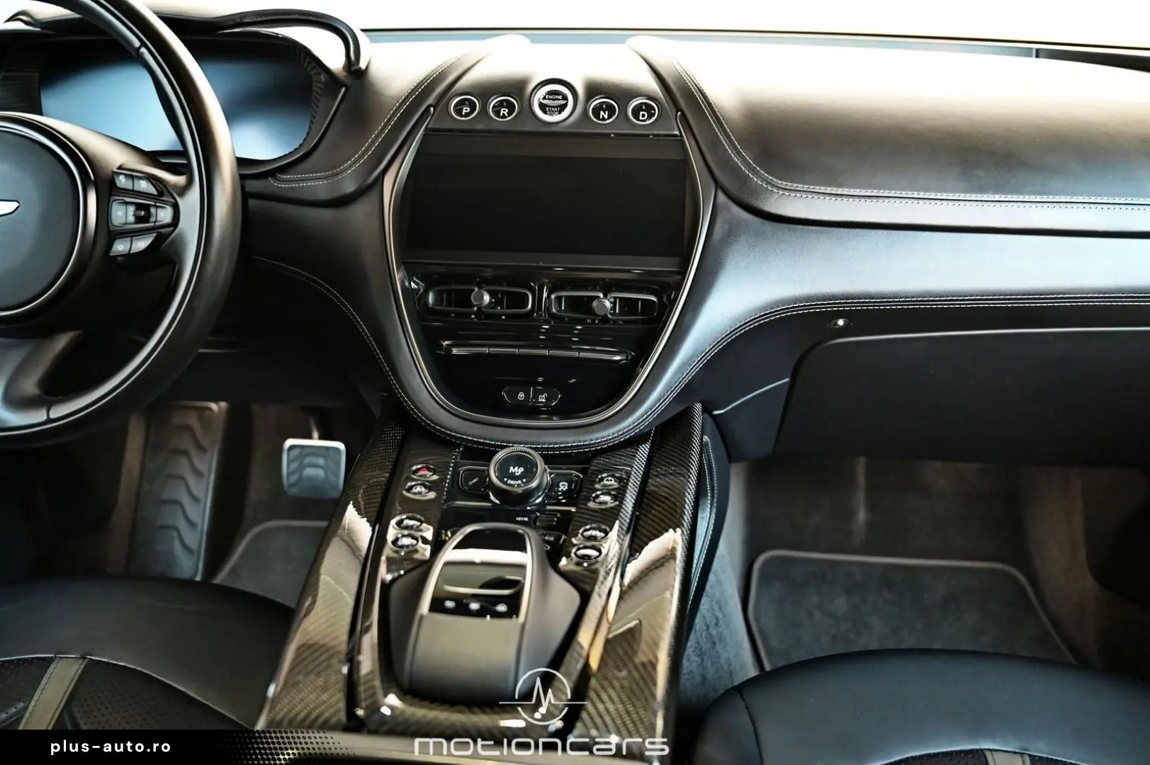 ASTON MARTIN DBX 707 EXP € 120.817