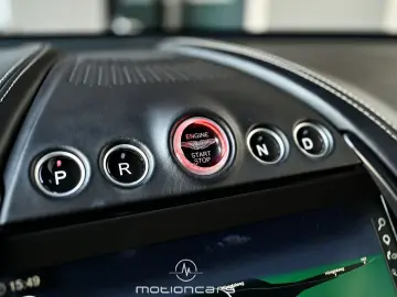 ASTON MARTIN DBX 707 EXP € 120.817