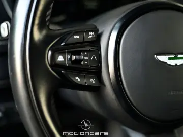 ASTON MARTIN DBX 707 EXP € 120.817