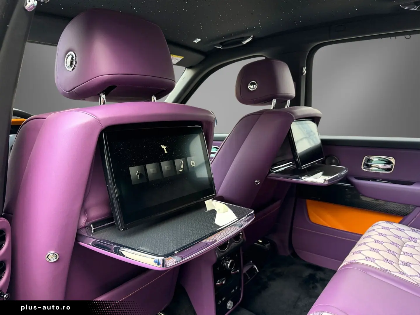 ROLLS ROYCE Cullinan Black Badge ShootingStar Massage 23