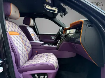 ROLLS ROYCE Cullinan Black Badge ShootingStar Massage 23