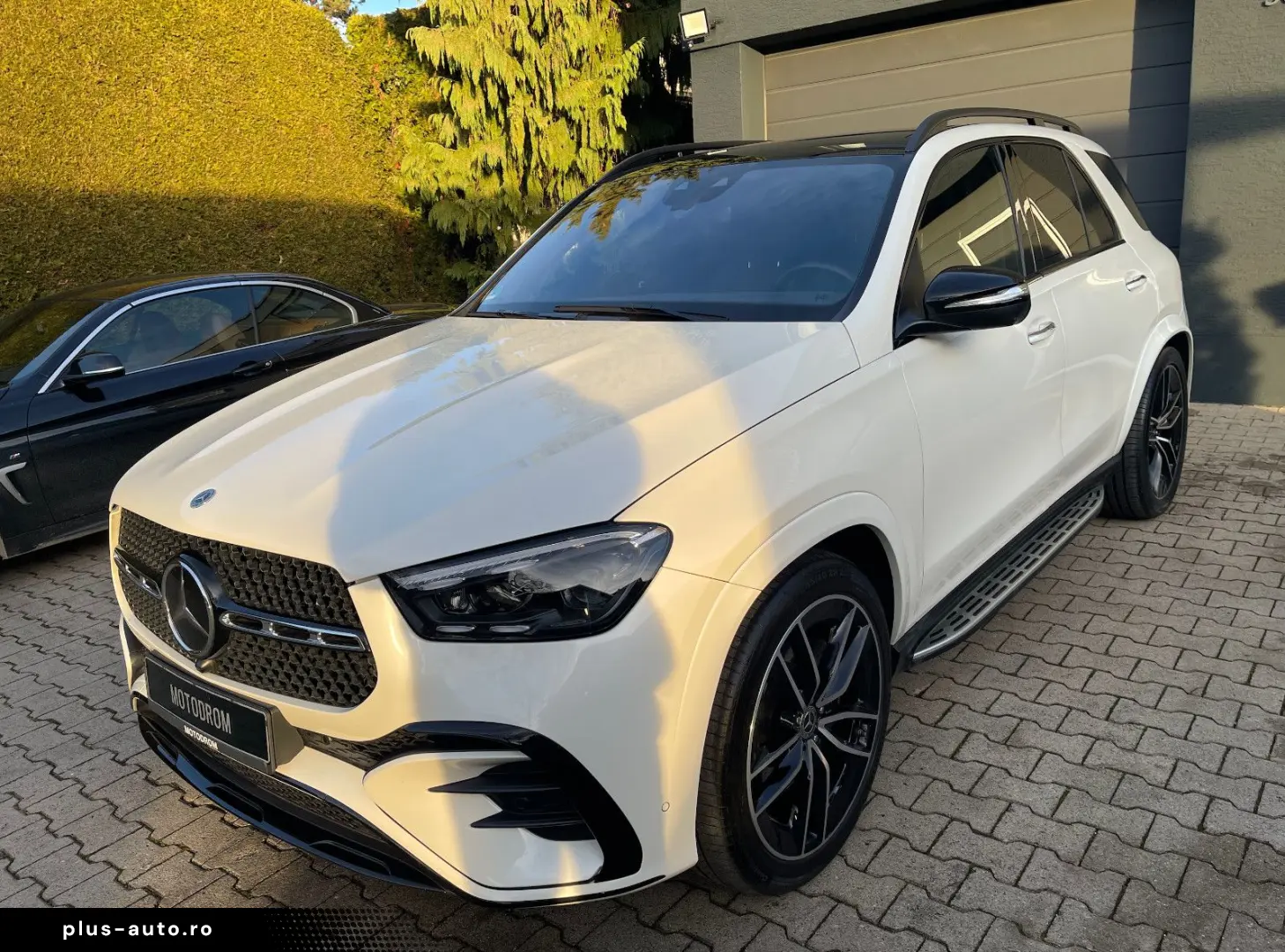 MERCEDES-BENZ GLE450d PANO KEYLES SOFT HUD AMG-LINE FACELIFT