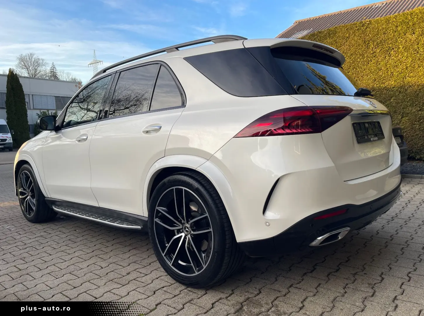 MERCEDES-BENZ GLE450d PANO KEYLES SOFT HUD AMG-LINE FACELIFT