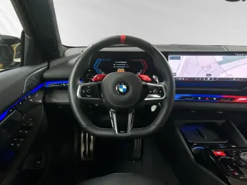 BMW M5 Limousine  Speedgelb  MDriver'sPackage B&W DA