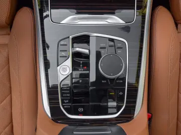 BMW X5 30d M SPORT.SOFTC.LUFTF.PANO.DR.ASS.360 .AHK