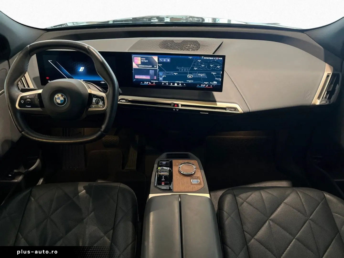 BMW iX xDrive40 HUD ACC Laser H K 22  Memory Pano