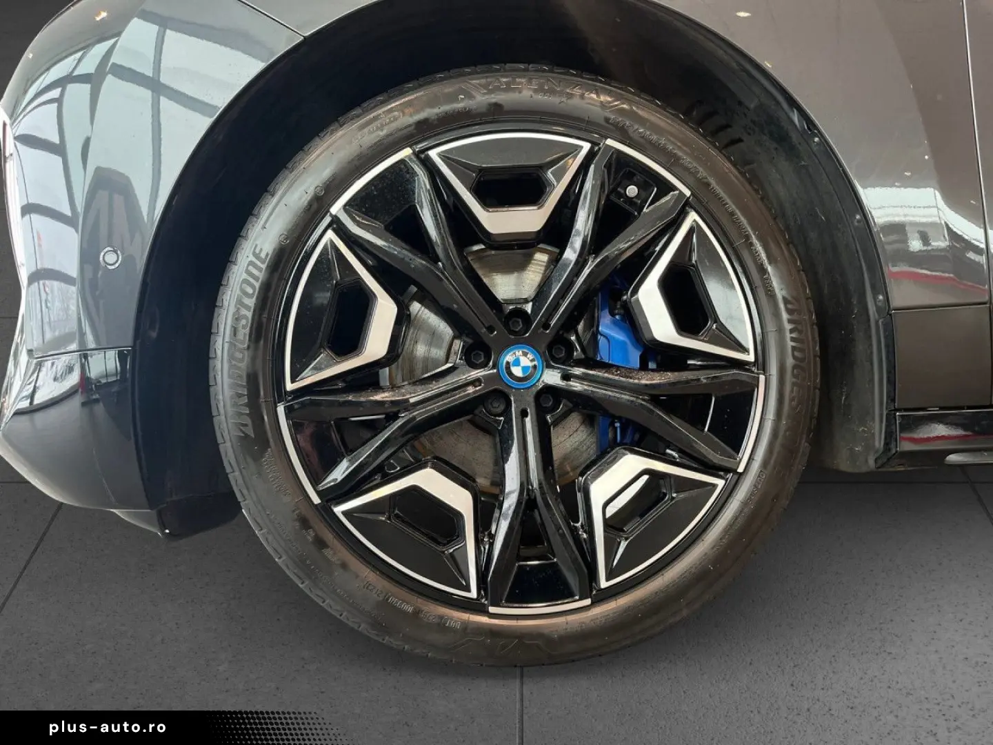 BMW iX xDrive40 HUD ACC Laser H K 22  Memory Pano