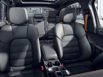 PORSCHE Macan T Panoramadach BOSE Luftfederung