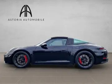 PORSCHE 911 Targa 4 GTS T-Hybrid SurroundView Bose 4WS