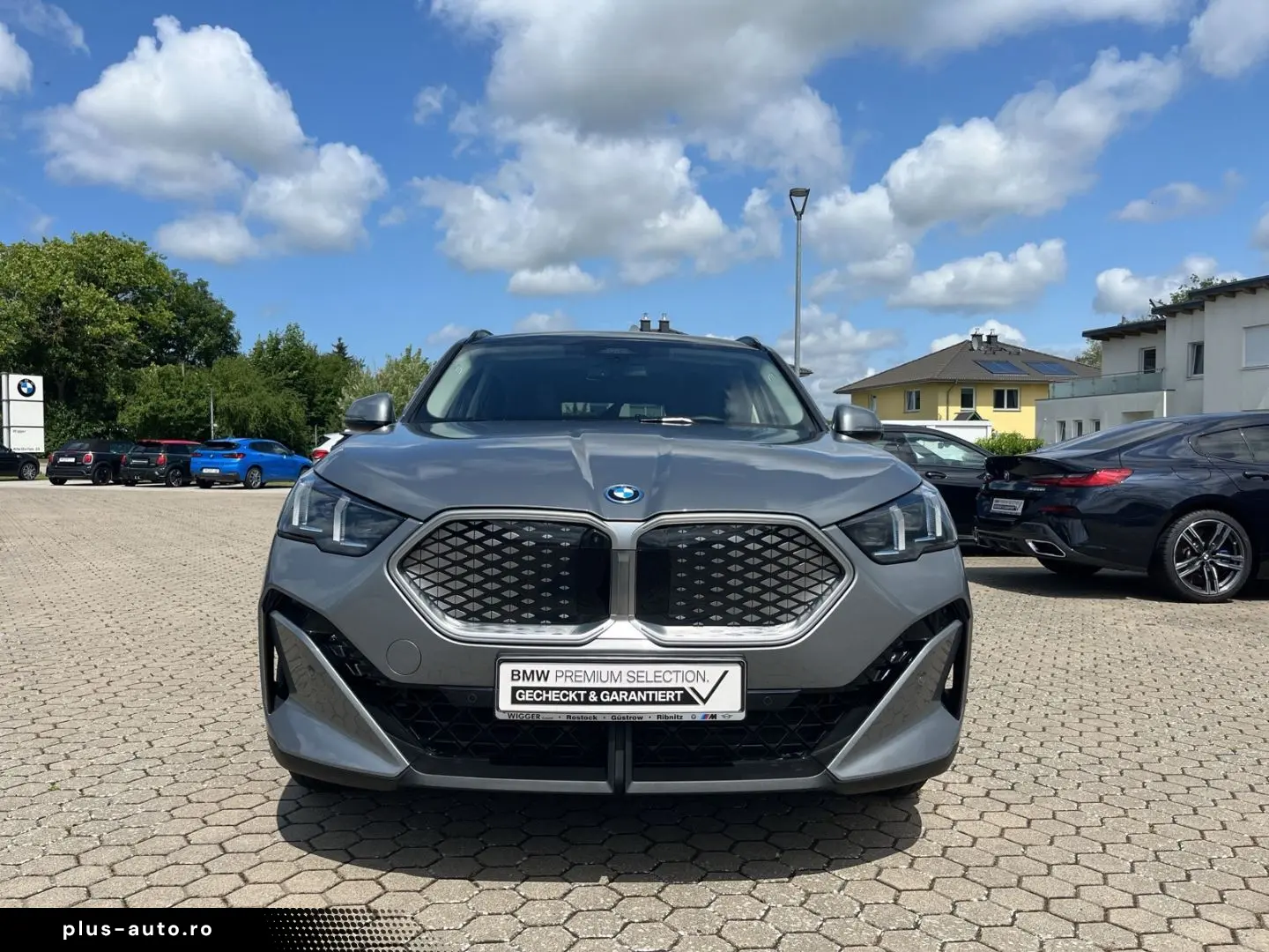 BMW iX2 xDrive30 HUD Panoramadach Navi Leder LED ACC