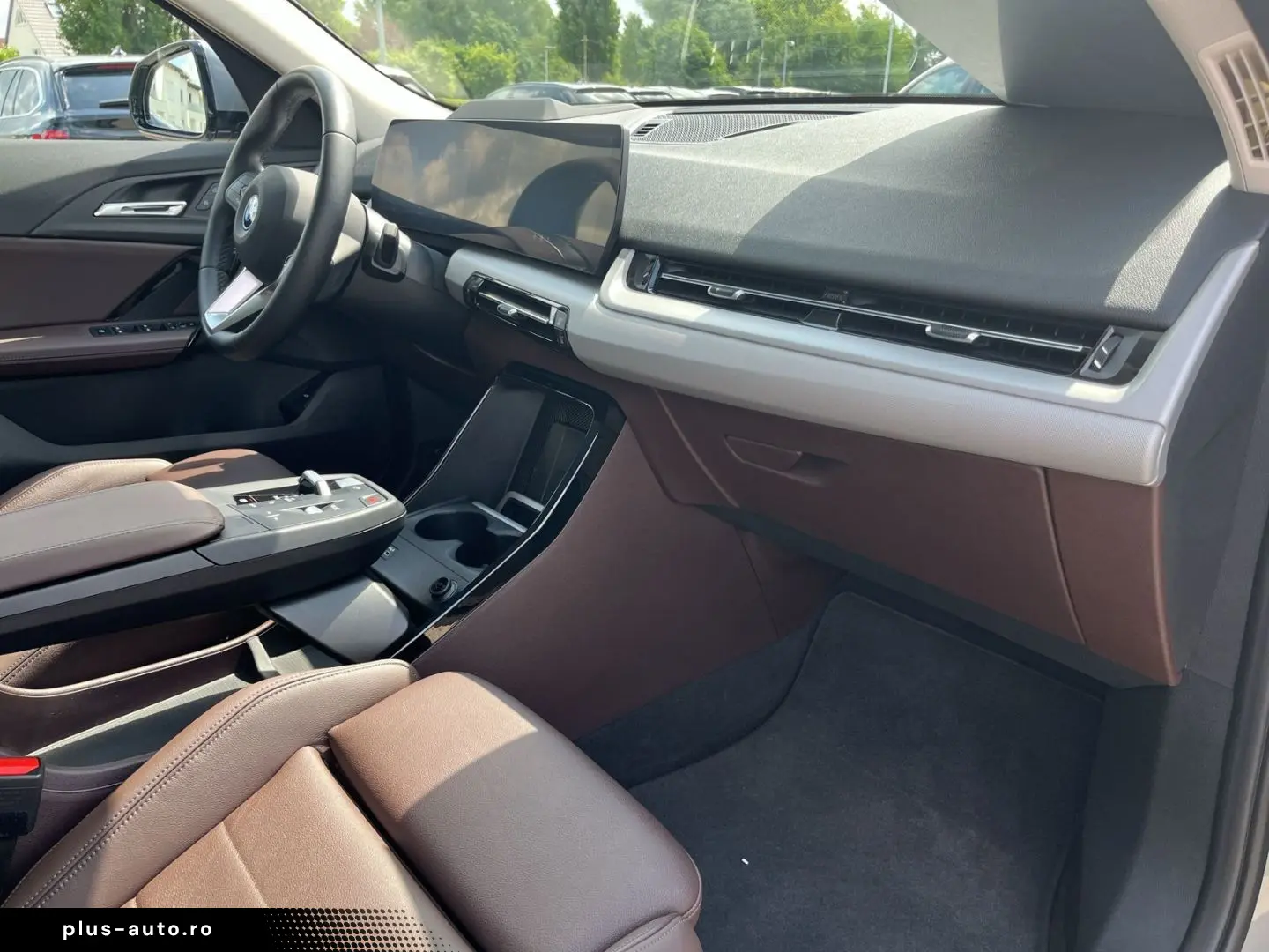 BMW iX2 xDrive30 HUD Panoramadach Navi Leder LED ACC