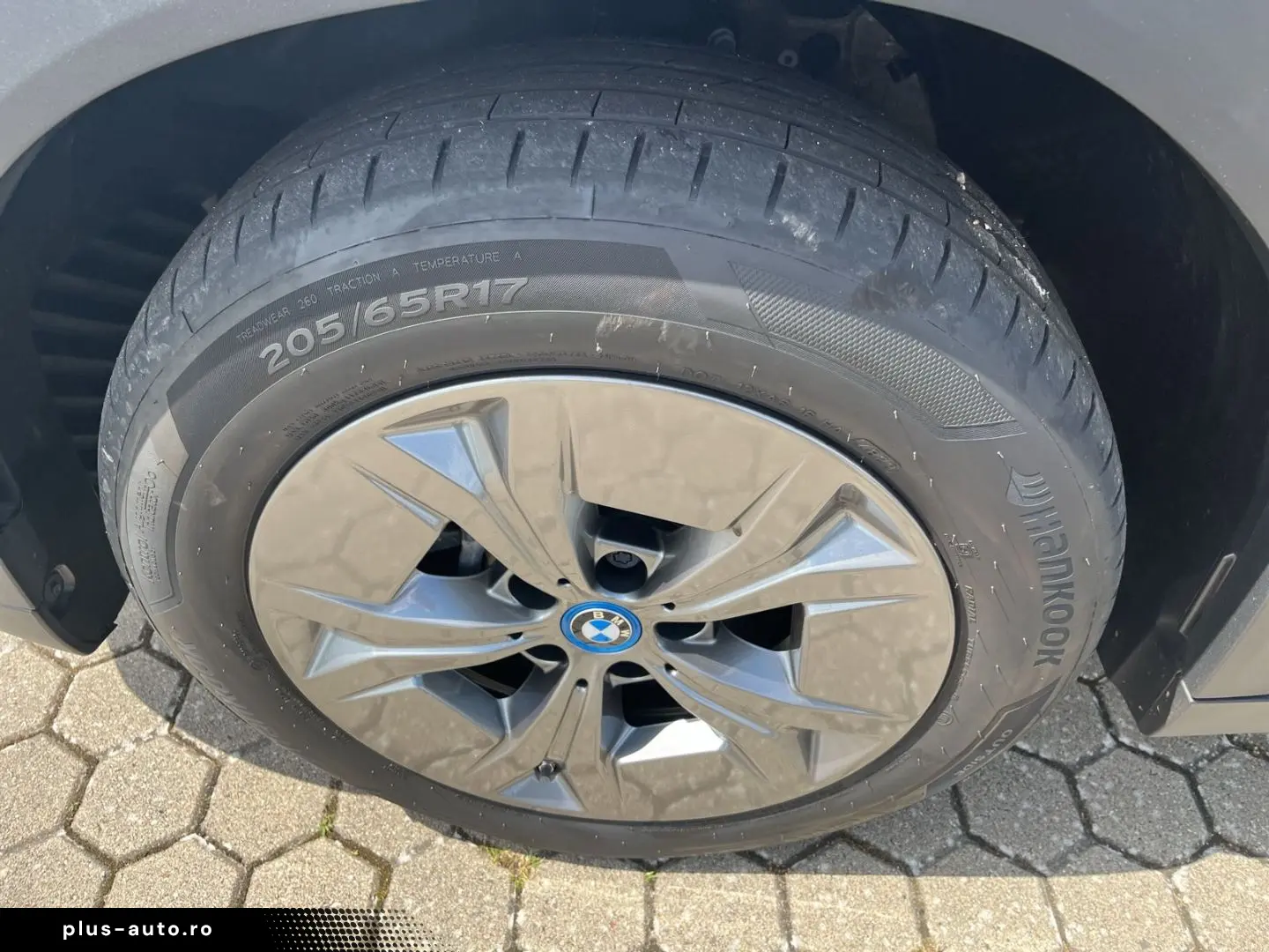 BMW iX2 xDrive30 HUD Panoramadach Navi Leder LED ACC