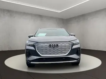 AUDI Q4 45 e-tron quattro 195 kW