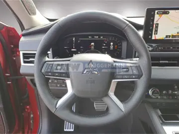 MITSUBISHI Outlander TOP PANO HEAD-UP MEMORY YAMAHA LEDER L