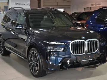 BMW X7 xDr 40 i M Sport Integral-Aktivlenk AHK Pano