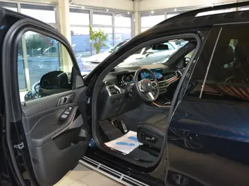 BMW X7 xDr 40 i M Sport Integral-Aktivlenk AHK Pano