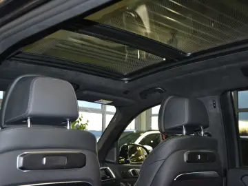 BMW X7 xDr 40 i M Sport Integral-Aktivlenk AHK Pano