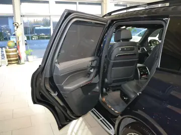 BMW X7 xDr 40 i M Sport Integral-Aktivlenk AHK Pano