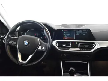 BMW 420 i Coupe Sitzheizung Glasdach HiFi Alarmanlag