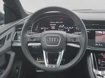 AUDI Q8 50 3.0 TDI quattro S-Line Alu Matrix-LED AHK