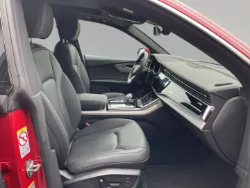 AUDI Q8 50 TDI qu Matrix AHK Pano HuD Leder Kamera